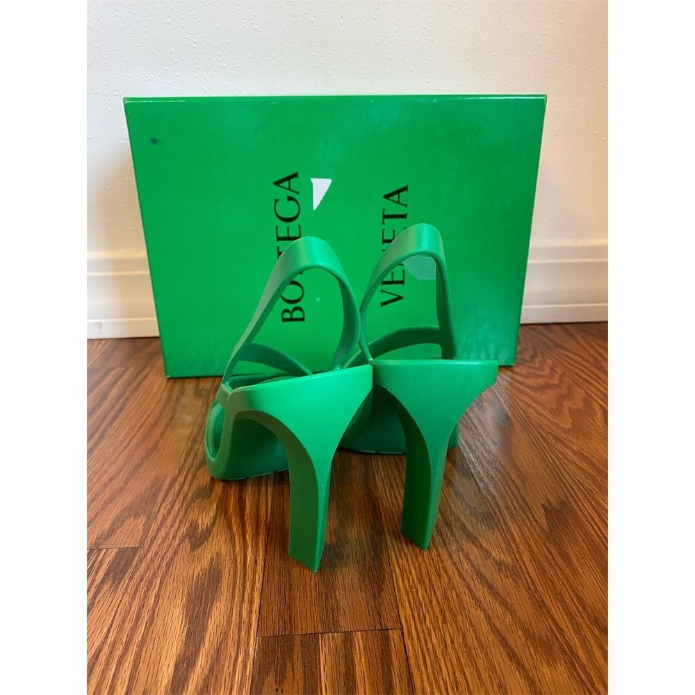 Bottega Veneta Jimbo Sandal Parakeet Green Rubber Slingback Heel 739786V2AS0 37 - Picture 6 of 8